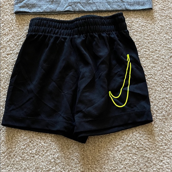 Nike Gray Top and Black Shorts Set with Yellow Logo - Picture 2 of 5